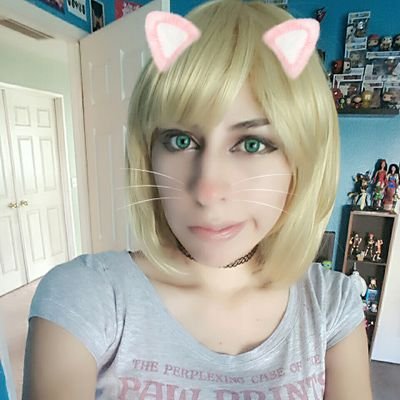 Profile Picture of Marisa Castro (@geekymermaid) on Twitter