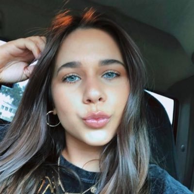 Profile Picture of Amber (@amberblake_) on Twitter