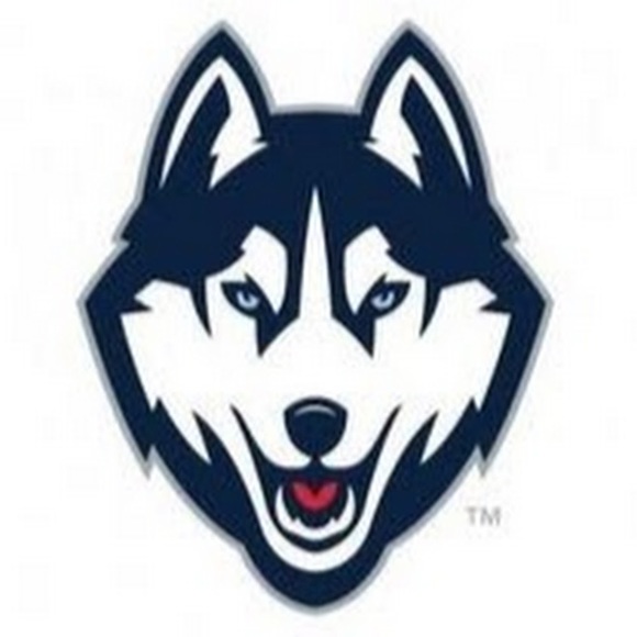 Profile Picture of Kat Brynda (@ka31009) on Poshmark