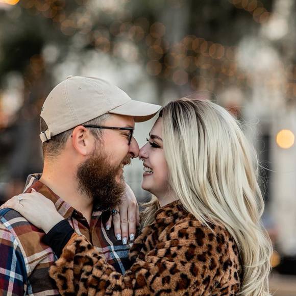 Profile Picture of Holli Honoski (@hhonoski) on Poshmark