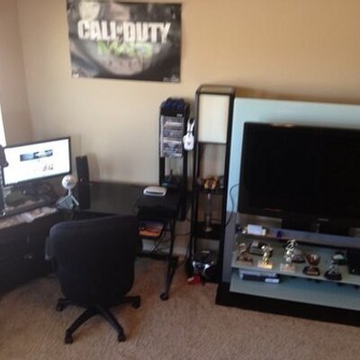 Profile Picture of Sheldon Snyder (@xXFlusifyHDXx) on Twitter