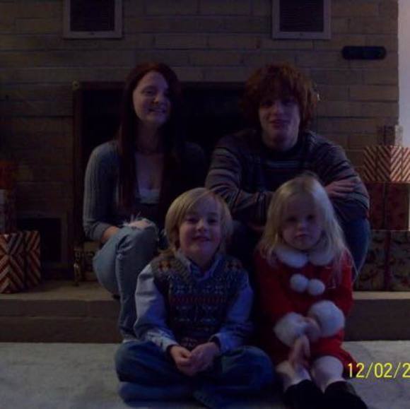 Dennise Campbell - Poshmark Profile Picture of Dennise Campbell (@deecampbell) on Poshmark