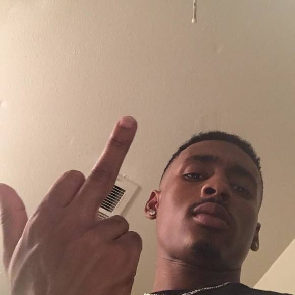 Profile Picture of 2k Blesser (@emanforlife2) on Poshmark