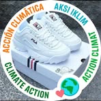 Profile Picture of Lewis La Magie (@Lewis-La-Magie) on Facebook