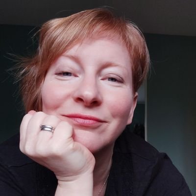 Profile Picture of Caroline Read (@ReadCaro) on Twitter