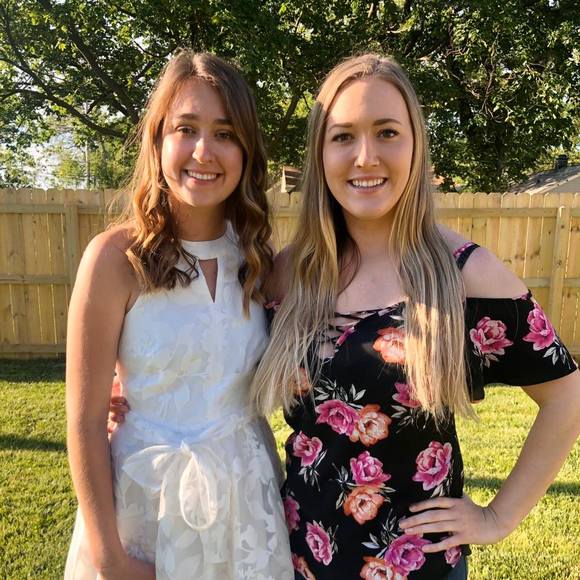 Profile Picture of Ashlie Wiechec (@apwiech2) on Poshmark