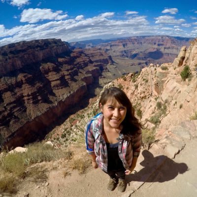 Profile Picture of Jillian Martinezon Twitter