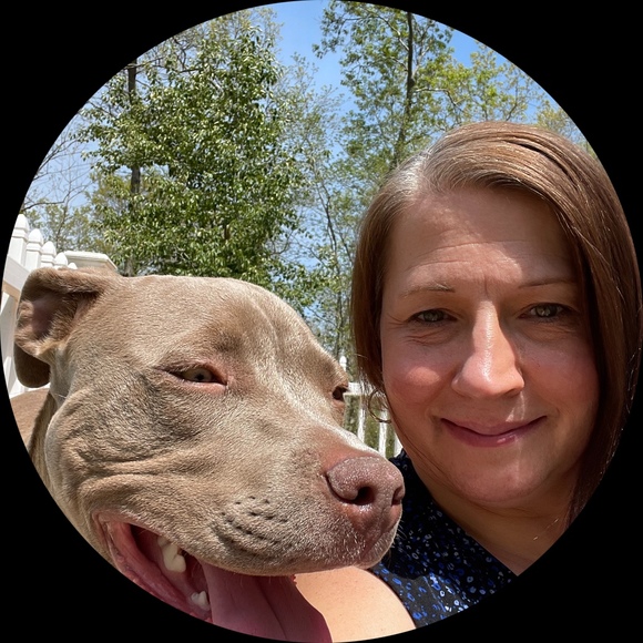 Profile Picture of Donna Prestia (@sashamercrdrs) on Poshmark