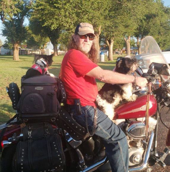 Profile Picture of Jason Sawyer (@jsawyer_69) on Poshmark