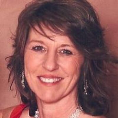 Profile Picture of Stephanie Ridling (@DiamondDropp) on Twitter