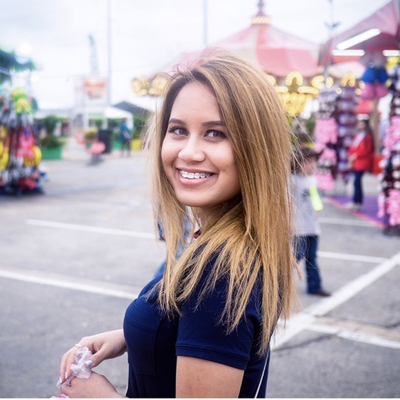 Profile Picture of Marilyn Tran (@maruhlen) on Poshmark