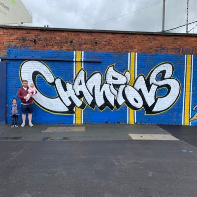 Profile Picture of James Lowe  🏆 ⚽️ (@jameslowe18) on Twitter