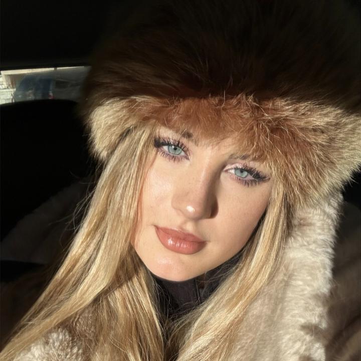 Profile Picture of   pamela (@pamela.curci) su... (@pamela.curci) on Tiktok