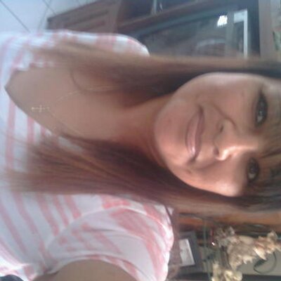 Profile Photo of Linda Cabral (@Dimples_909) on Twitter