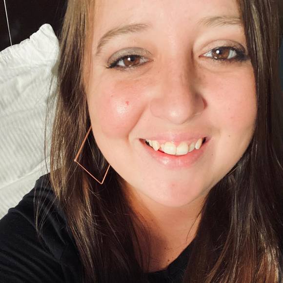 Profile Picture of Sam Dartouzos (@sd687998) on Poshmark