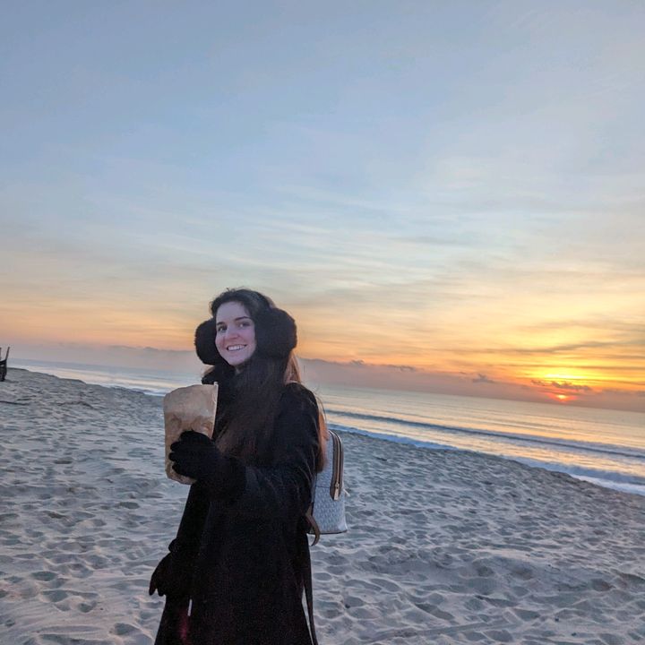 Profile Picture of Cassandra Mangin (@cassandramangin) on Tiktok