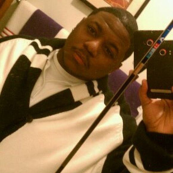 Profile Picture of Marcus Royal (@marcus_royal) on Poshmark