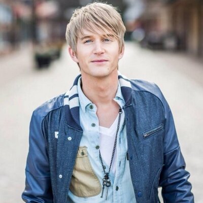 Profile Picture of Erik Linder (@eriklindermusic) on Twitter