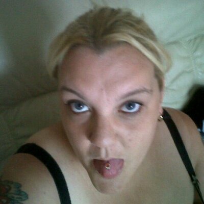 Profile Picture of Karen Cottingham (@@kaz_cott) on Twitter