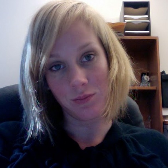 Profile Picture of Kate Bridgman (@katyshady1976) on Poshmark