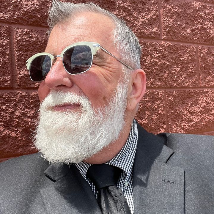 Profile Picture of John Laskow (@johnlaskow) on Tiktok