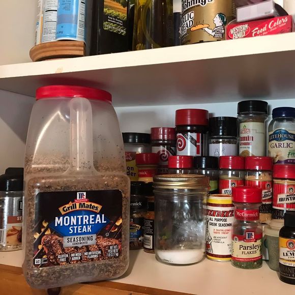 Profile Picture of Bunni Bundrick (@bundrick) on Poshmark