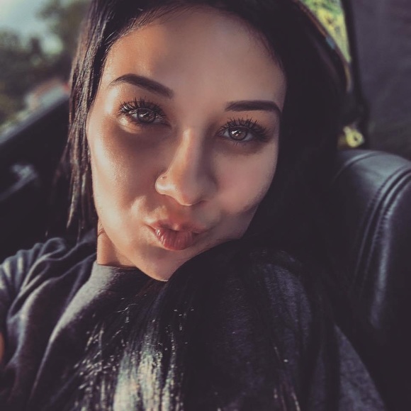 Profile Picture of Jazzman Allen (@zezebhad) on Poshmark