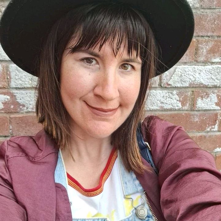 Profile Picture of FlutterbyArtiste (@brionypitkin) on Tiktok