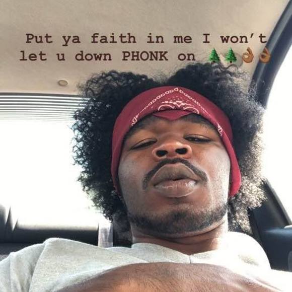 Profile Picture of Trey Graham (@400tragik) on Poshmark