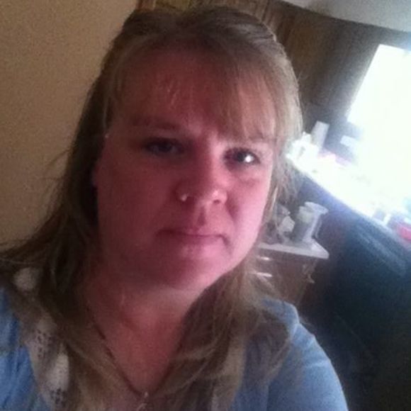 Profile Picture of Billie Bourquein newton (@billienewt) on Poshmark