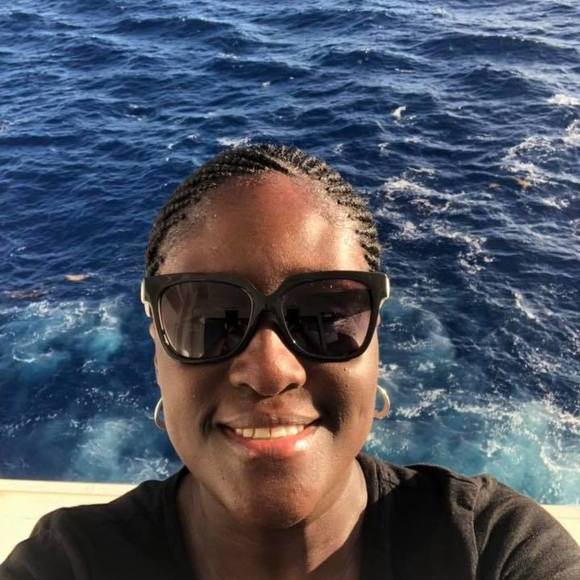 Profile Picture of Angela Mceachin (@mceachin_ad) on Poshmark