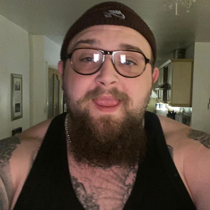 Profile Picture of joshuasturgeon640 (@@24to16byoctober) on Tiktok