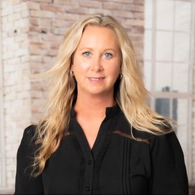 Profile Picture of Jennifer Bennett (@hatcher) on Pinterest