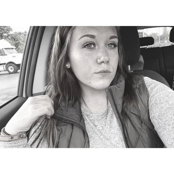 Profile Picture of Emily Haase (@h_emily44) on Poshmark