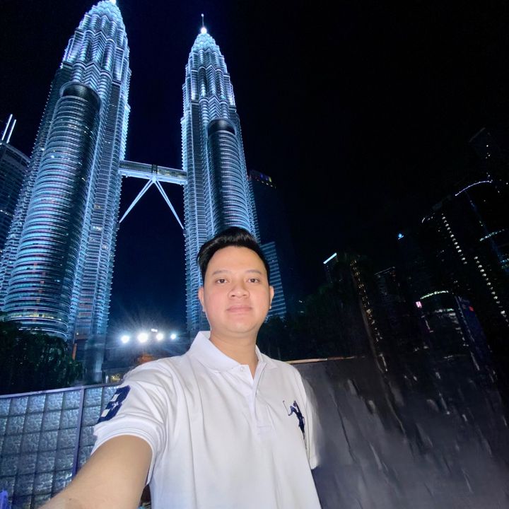 Profile Picture of Kevin (@kevinlawles) on Tiktok