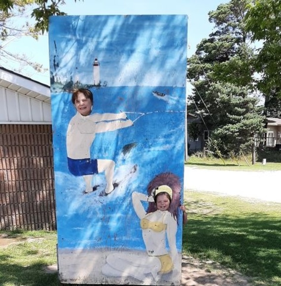 Profile Picture of Darren n heidi Chevrier (@heidikiddos) on Poshmark