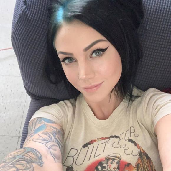 Profile Picture of Mary jo Sharp (@gerrilin26) on Poshmark