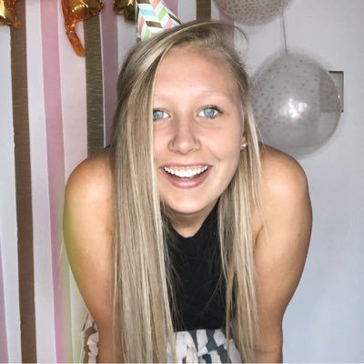 Profile Picture of Julia Reiter (@daREIT_erway) on Twitter