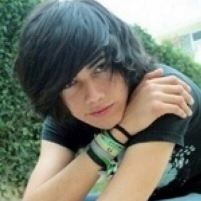 Profile Picture of Derek Russo (@Derekskater) on Twitter