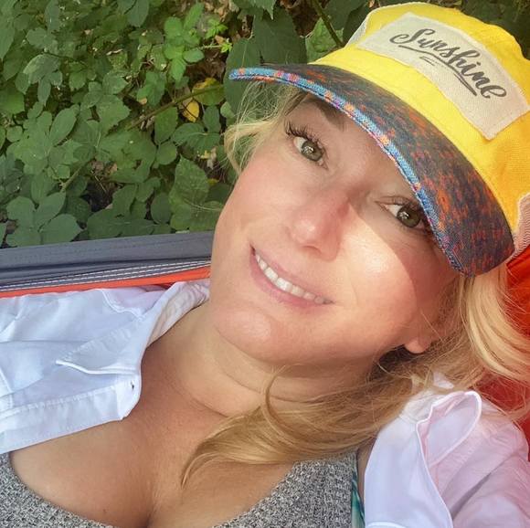 Phaedra Antioco - Poshmark Profile Picture of Phaedra Antioco (@phaedraantioco) on Poshmark