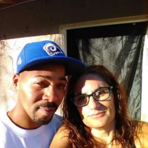 Profile Picture of Penni Cruikshanks (@pennipenn) on Poshmark