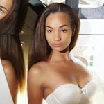 Profile Picture of 𝐉𝐮𝐥𝐢𝐞 𝐑𝐨𝐬𝐞 (@rosebloomsss) on Instagram