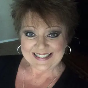 Profile Picture of Lisa Butler (@lisaeasttexasgirl) on Tiktok