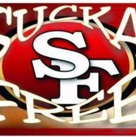 Profile Picture of Chris Esquivel (@cre211527) on Poshmark