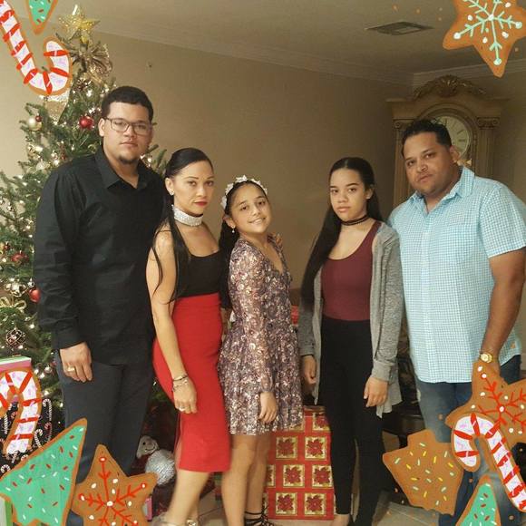 Profile Picture of Roberto Disla (@lacurva2010) on Poshmark