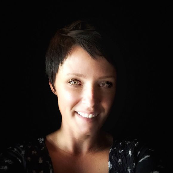 Profile Picture of Jamie Conant (@jamieconant) on Poshmark