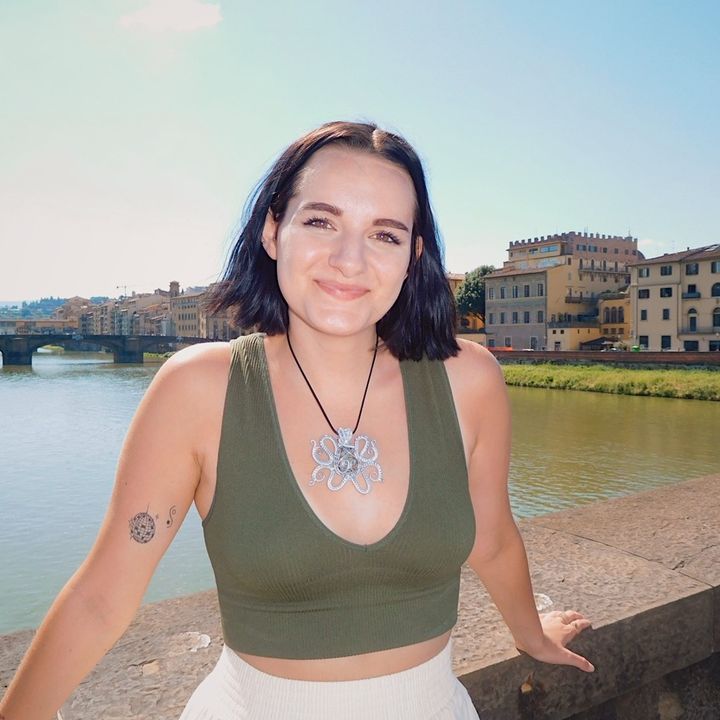 Profile Picture of   oh| | with Music original... (@jenniferabehnke88) on Tiktok