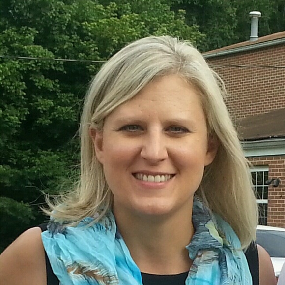 Alicia Beckworth - Poshmark Profile Picture of Alicia Beckworth (@abeckworth) on Poshmark