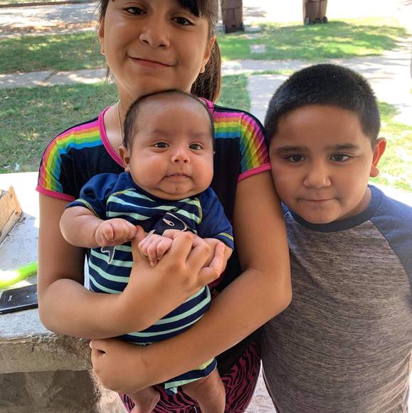 Profile Picture of Alexander Flores (@omarjrrlopez) on Poshmark