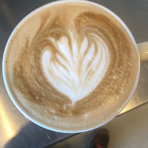 Profile Picture of Derek Scheuerman (@dlish300) on Poshmark